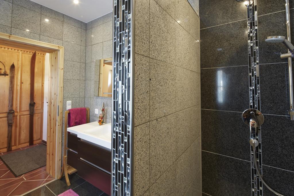 Burgchalet Ройте Екстериор снимка
